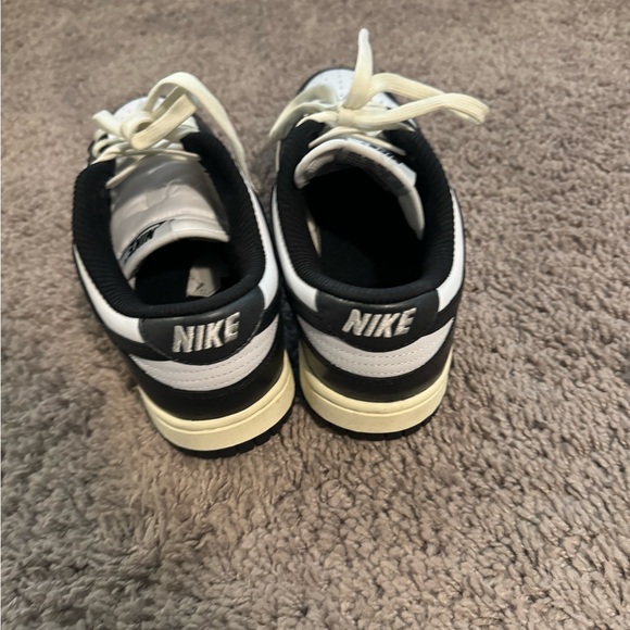 Nike Dunk Low Premium White Coconut Milk Black - size 7! Sold Out! - Picture 5 of 7